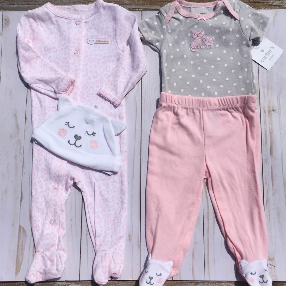 Carter’s 4 piece cat layette set
